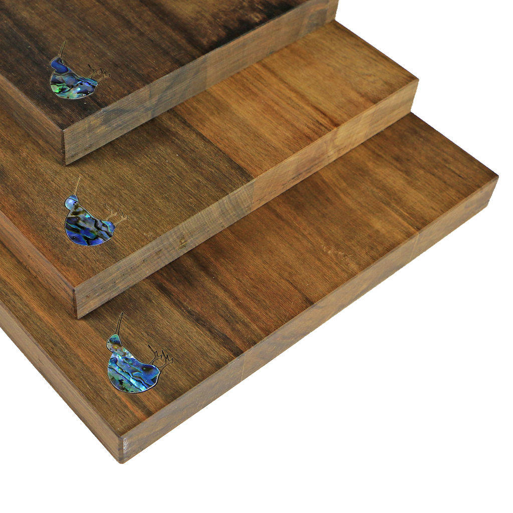 KIWI_Cheeseboard - RIMU CHEESE BOARD KIWI - WITH KNIFE - OCEAN SHELL STUDIOS