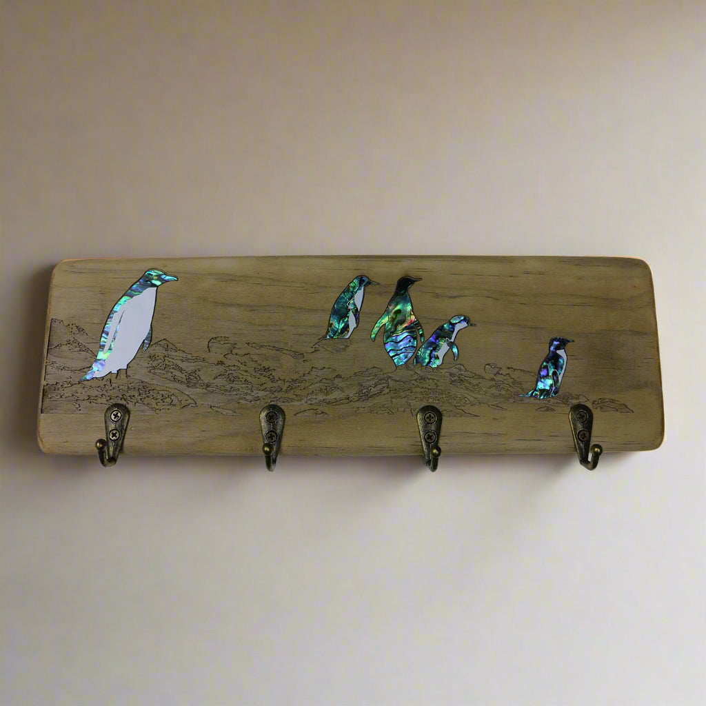 NRWKHPN - Penguin KEYHOLDER RECYCLEWOOD - OCEAN SHELL STUDIOS