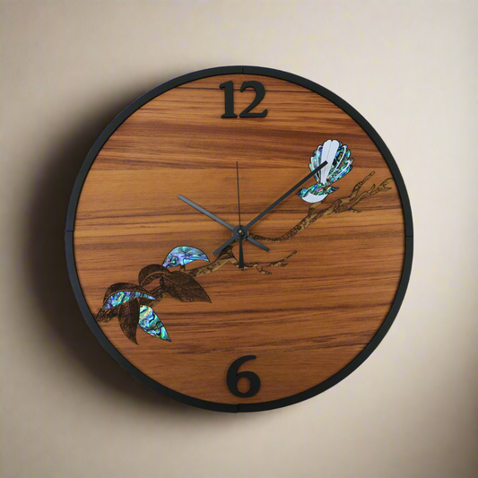 PAUA AND RIMU CLOCK