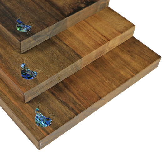 KIWI_Cheeseboard - RIMU CHEESE BOARD KIWI - WITH KNIFE - OCEAN SHELL STUDIOS