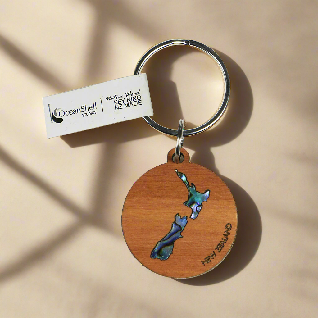 NKEYPRNZ - New Zealand PAUA RIMU KEYRING - OCEAN SHELL STUDIOS