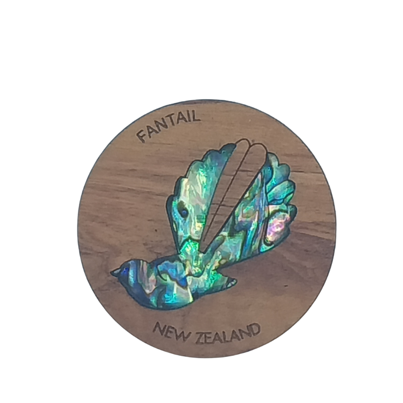 NMAG3DF - Fantail PAUA AND RIMU 3D MAGNET - OCEAN SHELL STUDIOS
