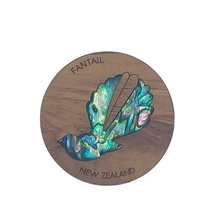 NMAG3DF - Fantail PAUA AND RIMU 3D MAGNET - OCEAN SHELL STUDIOS