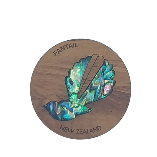 NMAG3DF - Fantail PAUA AND RIMU 3D MAGNET - OCEAN SHELL STUDIOS