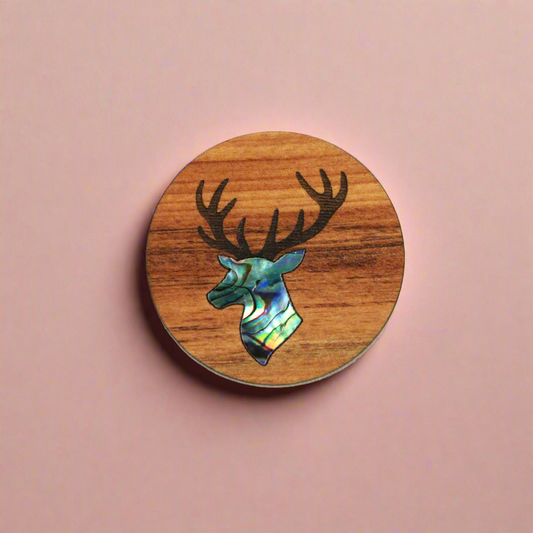 NMAGPRSH - Stag Head PAUA RIMU MAGNET - OCEAN SHELL STUDIOS