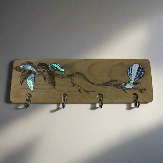 NRWKHFT - Fantail KEYHOLDER RECYCLEWOOD - OCEAN SHELL STUDIOS
